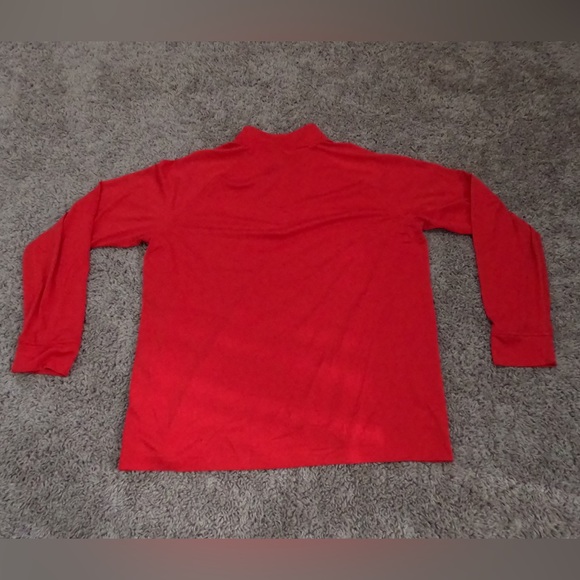Under Armour long sleeve pull over - Picture 3 of 3